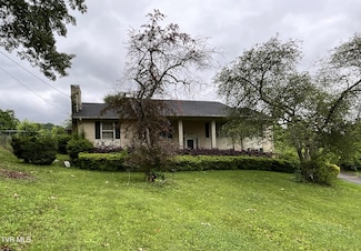 806 Sir Echo Dr, Kingsport, TN 37663