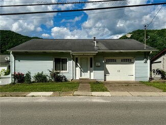 12048 MacCorkle Ave SE, Chesapeake, WV 25315