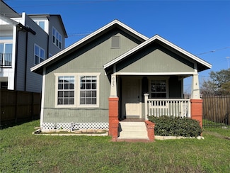 623 E 28th St, Houston, TX 77008