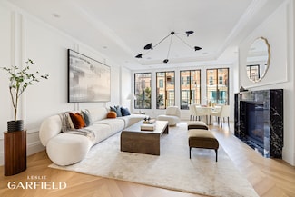 235 W 11th St, New York, NY 10014
