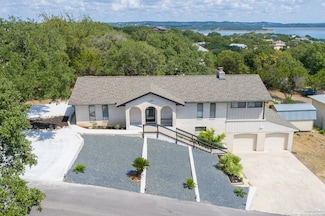 115 Tommy Dr, Canyon Lake, TX 78133