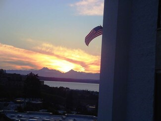 546 Alder St Unit 203, Edmonds, WA 98020