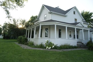 809 Main Ave, Lake Norden, SD 57248