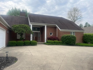 623 Westover Dr, Sidney, OH 45365