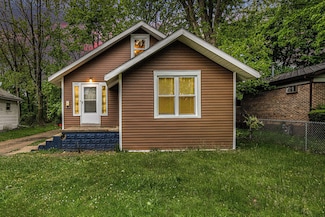 791 La Salle St, Benton Harbor, MI 49022