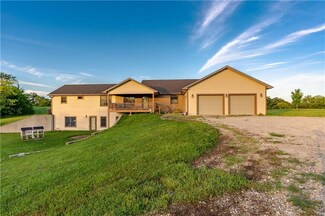 4335 SW Jones Sailor Rd, de Kalb, MO 64440