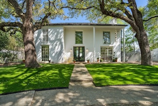 2207 Stanmore Dr, Houston, TX 77019