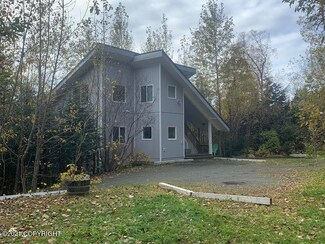 78 Hooter Ln, Haines, AK 99827