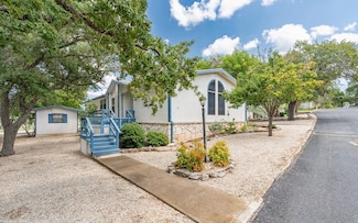 74 Apache Dr, Kerrville, TX 78028