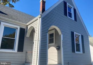 1121 45th Place SE, Washington, DC 20019