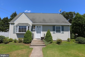 886 White Horse Hamilton Square Rd, Trenton, NJ 08610