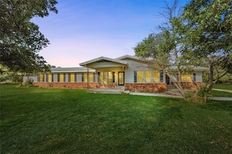 12145 Tree Lake Dr, Waco, TX 76708