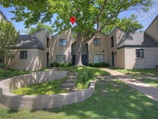 2633 Mccart Ave, Fort Worth, TX 76110