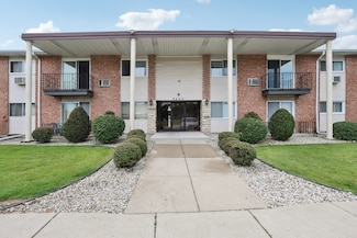 9250 Noel Ave Unit 205E, Des Plaines, IL 60016