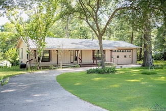 523 Big Lake Rd, Karnack, TX 75661