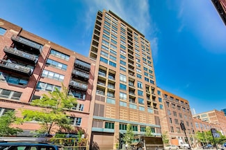 400 W Ontario St Unit P214, Chicago, IL 60654