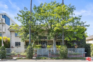6040 Carlton Way, Los Angeles, CA 90028