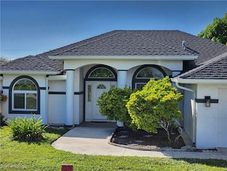 3902 SE 13th Ave, Cape Coral, FL 33904