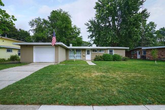 728 Whitehall Dr, South Bend, IN 46615