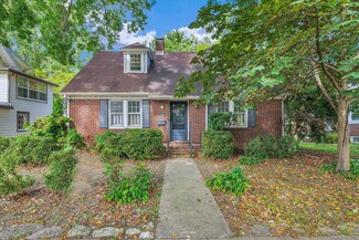 612 W Washington St, Urbana, IL 61801