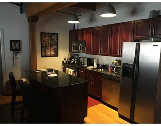 210 Broadway Unit 302, Everett, MA 02149