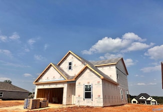 18646 Oxbow Ln, Athens, AL 35613