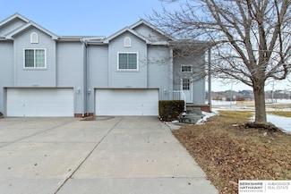 15210 Camden Cir, Omaha, NE 68116