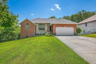 1528 N Marshall St, Marshfield, MO 65706