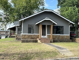 635 E Gonzales St, Seguin, TX 78155