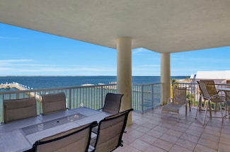 1328 Miracle Strip Pkwy SE Unit 402, Fort Walton Beach, FL 32548