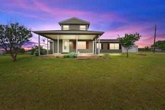 560 N Cardinal Rd, Azle, TX 76020