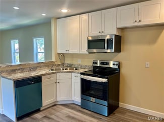 7638 Weaver Ave, Saint Louis, MO 63143