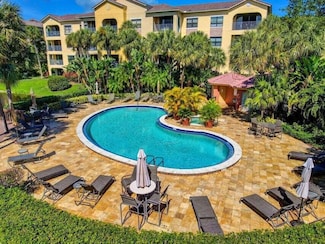 700 Uno Lago Dr Unit 4020, North Palm Beach, FL 33408