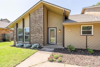 1506 Taurus Dr, Edmond, OK 73003