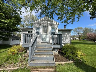48 King St, Port Byron, NY 13140
