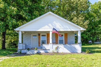 1076 Highway 47 E, Dickson, TN 37055