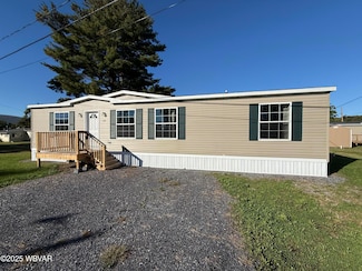 54 Avis Manor Cir, Avis, PA 17721