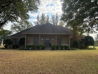 121 Briarcrest St, Blytheville, AR 72315