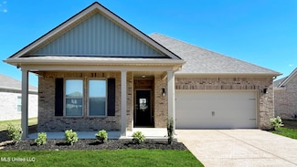 8304 Gum Pond Dr, Olive Branch, MS 38654