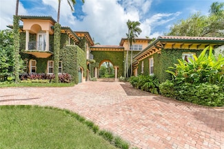 104 Paloma Dr, Coral Gables, FL 33143