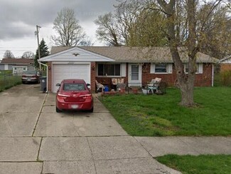 1040 Skylark Dr, Troy, OH 45373
