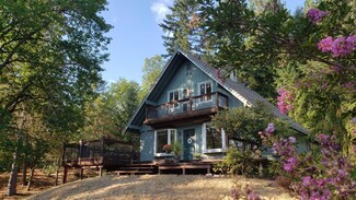 5745 Jerome Prairie Rd, Grants Pass, OR 97527