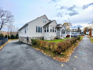 35 Mann St, Worcester, MA 01602