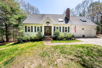 228 Whistleberry Dr, Marstons Mills, MA 02648