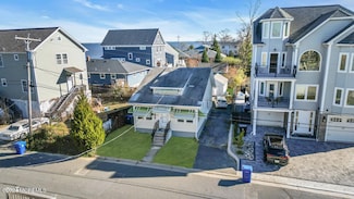 6 Benton Ave, Leonardo, NJ 07737