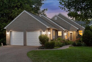 23820 Lawtonka Dr, Excelsior, MN 55331