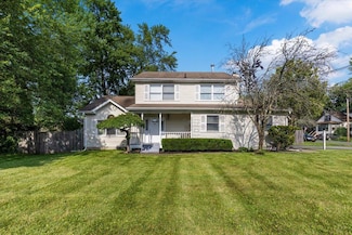 84 College Ave, Nanuet, NY 10954