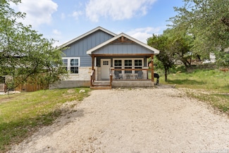 2319 Westview Dr, Canyon Lake, TX 78133