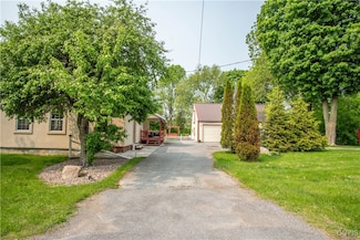 8929 State Route 12e, Chaumont, NY 13622