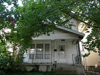 2394 Summit St, Columbus, OH 43202